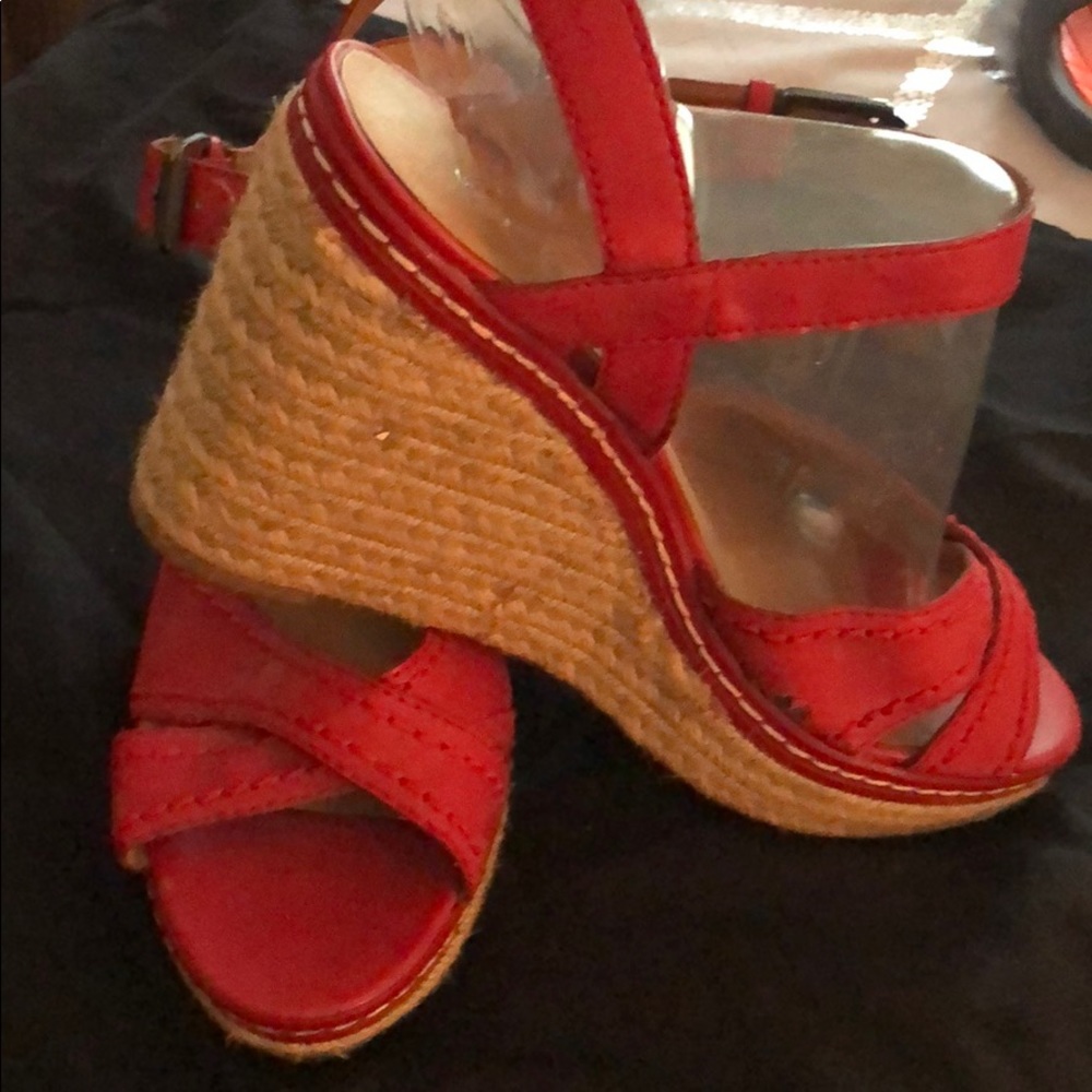 Red leather wedge